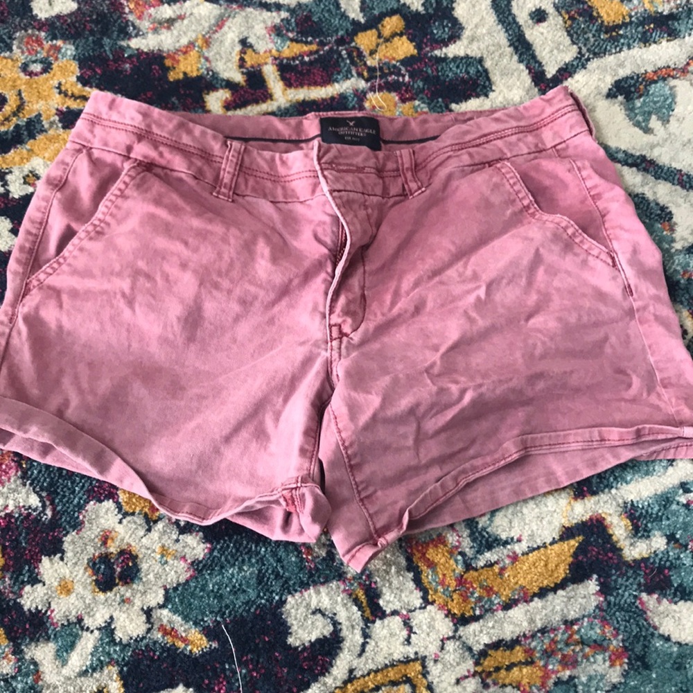 AE size 8 mauve twill midi shorts